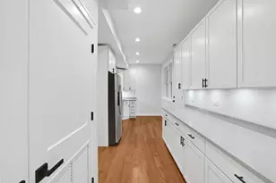 1055 W Pratt Blvd, Chicago, IL 60626 - Photo 11