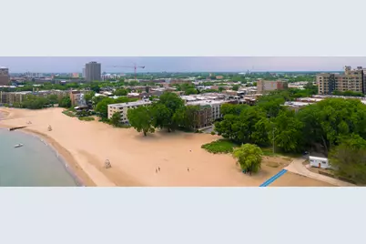 1055 W Pratt Boulevard #2A, Chicago, IL 60626 - Photo 3
