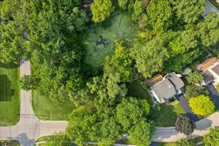 504 Carriage Hill Rd, Island Lake, IL 60042 - Photo 39