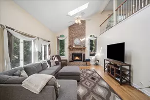 504 Carriage Hill Rd, Island Lake, IL 60042 - Photo 13