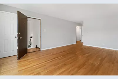 312 Luella Avenue, Calumet City, IL 60409 - Photo 5