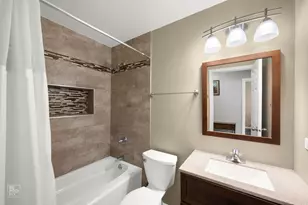 322 Fairchild Ct, Bloomingdale, IL 60108 - Photo 15