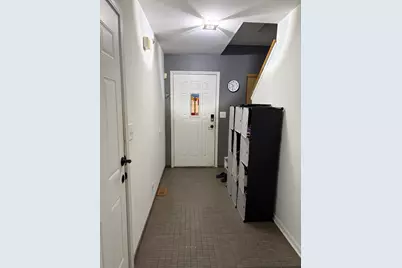 425 S Harvey Avenue #E, Oak Park, IL 60302 - Photo 3