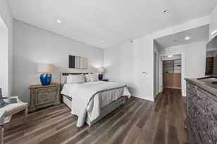 800 N Michigan Ave, Chicago, IL 60611 - Photo 23