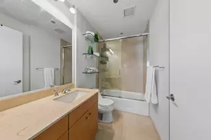 800 N Michigan Ave, Chicago, IL 60611 - Photo 21