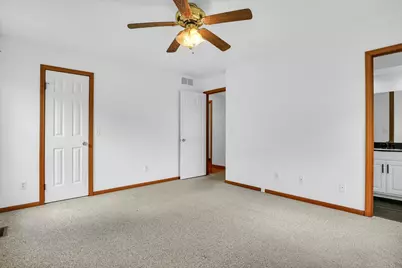 705 Erin Drive, Champaign, IL 61822 - Photo 15