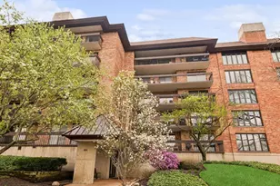 3851 Mission Hills Rd, Northbrook, IL 60062 - Photo 1