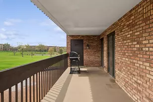 3851 Mission Hills Rd, Northbrook, IL 60062 - Photo 9