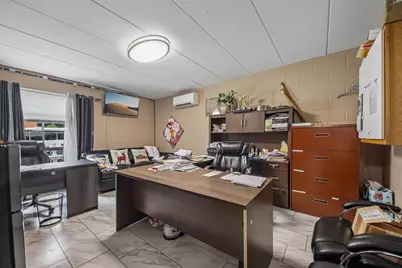 15 S East Avenue, Aurora, IL 60505 - Photo 9
