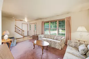 1730 Deer Run Dr, Montgomery, IL 60538 - Photo 3