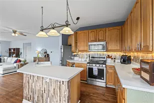 36844 N Deerview Dr, Lake Villa, IL 60046 - Photo 13