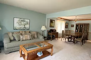 2907 Golf Rd, Joliet, IL 60432 - Photo 3
