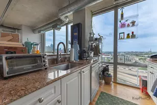 700 W Van Buren St, Chicago, IL 60607 - Photo 9