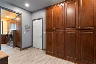 5805 N Barrington Rd, Morris, IL 60450 - Photo 15