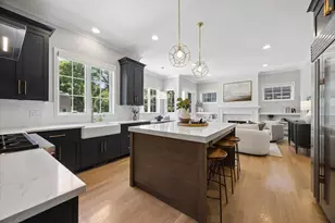 817 S Clay St, Hinsdale, IL 60521 - Photo 5