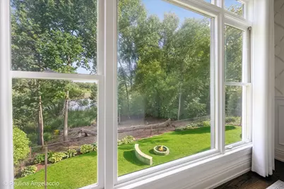207 Lions Court, Lake Zurich, IL 60047 - Photo 5