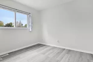 2805 Dorothy Dr, Aurora, IL 60504 - Photo 11