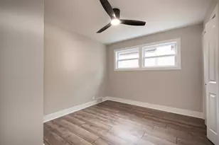 10338 S Vernon Ave, Chicago, IL 60628 - Photo 11