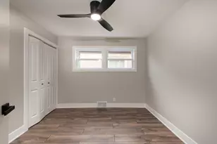 10338 S Vernon Ave, Chicago, IL 60628 - Photo 21