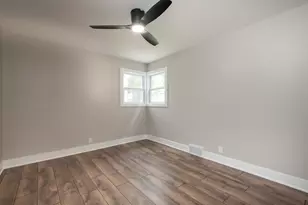 10338 S Vernon Ave, Chicago, IL 60628 - Photo 9