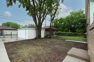 10338 S Vernon Ave, Chicago, IL 60628 - Photo 33