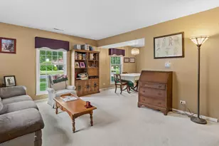 1321 Carol Ln, Naperville, IL 60565 - Photo 3