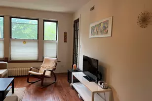 1024 E 52nd St, Chicago, IL 60615 - Photo 3