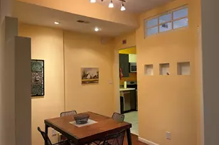 1024 E 52nd St, Chicago, IL 60615 - Photo 5