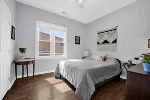 540 W Oakdale Ave, Chicago, IL 60657 - Photo 17