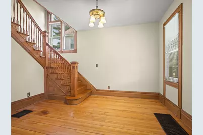 1810 Oxford Street, Rockford, IL 61103 - Photo 7