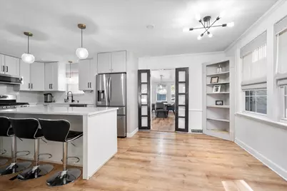 3011 W Jarvis Avenue, Chicago, IL 60645 - Photo 7