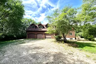 821 Bernal Ct, Spring Valley, IL 61362 - Photo 5