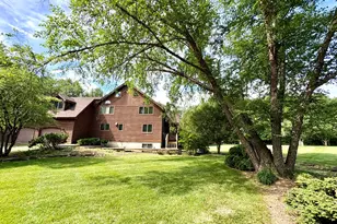 821 Bernal Ct, Spring Valley, IL 61362 - Photo 5