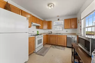 36 Andy Ct, Bloomington, IL 61704 - Photo 9