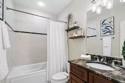 1330 W Diversey Parkway #2E, Chicago, IL 60614 - Photo 15