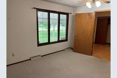 375 W Iroquois Street, Sheldon, IL 60966 - Photo 13