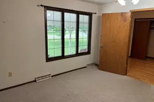 375 W Iroquois St, Sheldon, IL 60966 - Photo 13