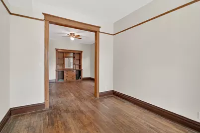 6525 S Vernon Avenue, Chicago, IL 60637 - Photo 11