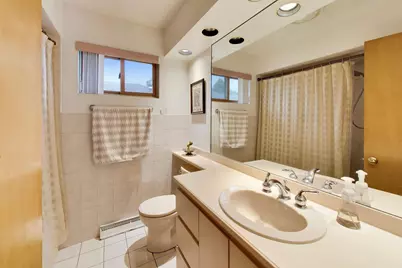 8048 N Oketo Avenue, Niles, IL 60714 - Photo 11