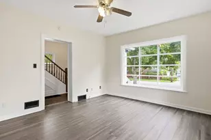 307 Wilcox St, Joliet, IL 60435 - Photo 11