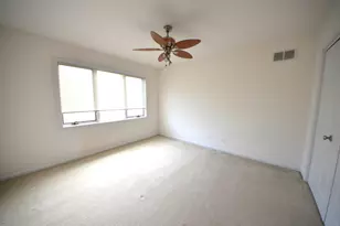 1577 S Kembley Ave, Palatine, IL 60067 - Photo 13