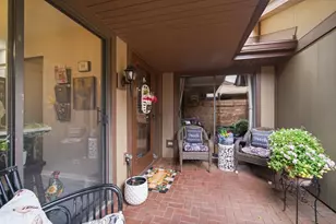 912 Indian Boundary Dr, Westmont, IL 60559 - Photo 3