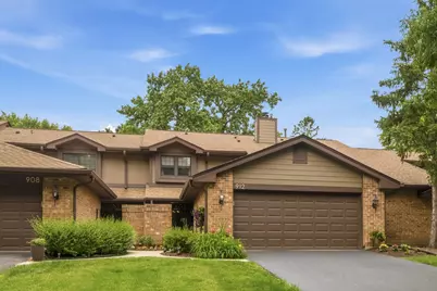912 Indian Boundary Drive, Westmont, IL 60559 - Photo 1