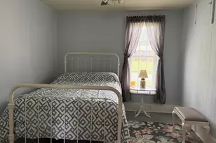 78 Academy St, Eldorado, IL 62930 - Photo 11