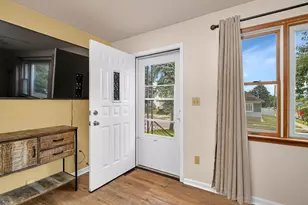 611 Ida St, Joliet, IL 60436 - Photo 3