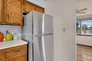 611 Ida St, Joliet, IL 60436 - Photo 9