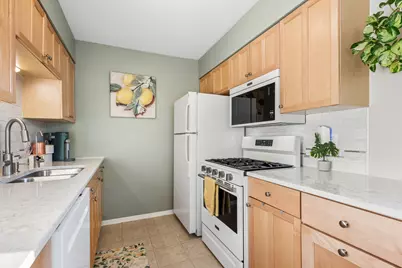 1342 S. 14th Street #B1, Saint Charles, IL 60174 - Photo 9
