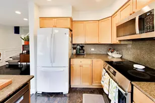 1740 N Washtenaw Ave, Chicago, IL 60647 - Photo 11