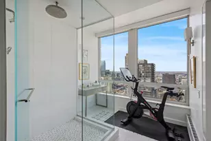 55 E Erie St, Chicago, IL 60611 - Photo 19
