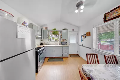 14 E Van Buren Street, Villa Park, IL 60181 - Photo 5
